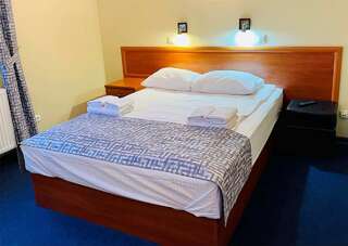 Гостиница Friedrichshof Hotel Калининград Двухместный двухкомнатный полулюкс с одной двуспальной кроватью-7
